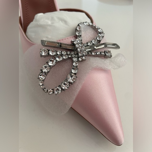 Pink satin heel with embellishment -never worn! - Picture 2 of 4